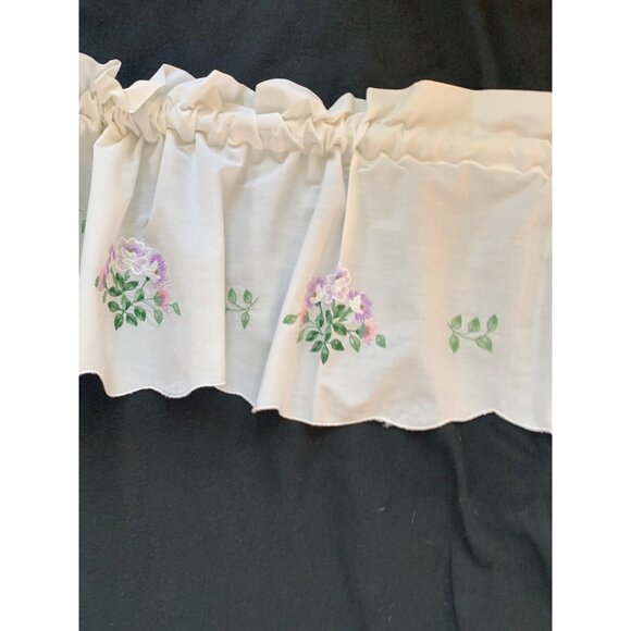 Vintage Floral Embroidered Valance Curtain 66"Wx10"L with Purple & Green Flowers - Picture 3 of 8